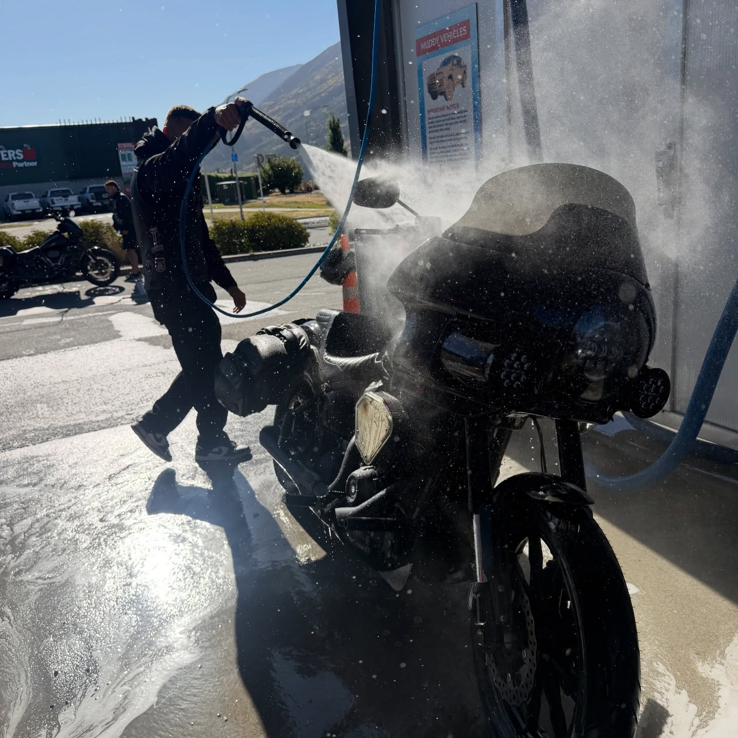 Bike wash, spray and sun