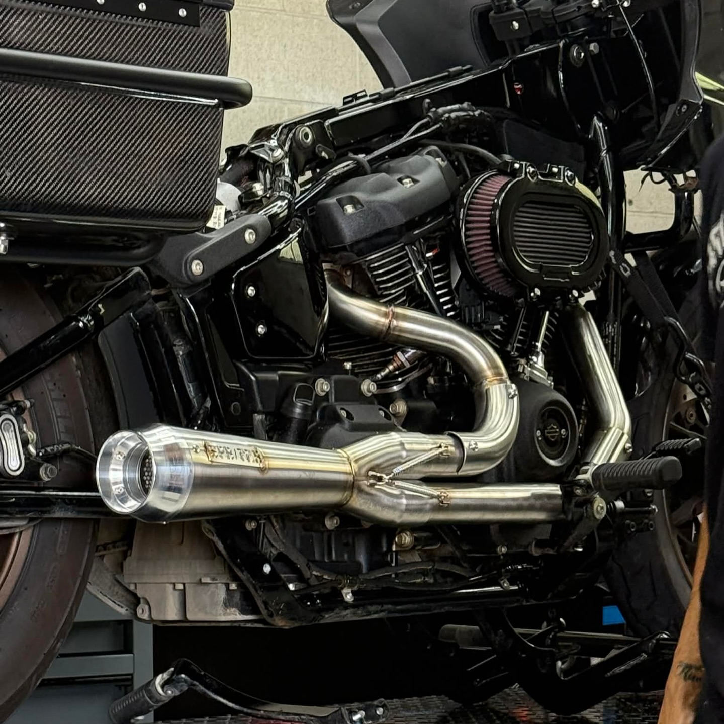 Hand built stainless exhaust by Chasen Cycles